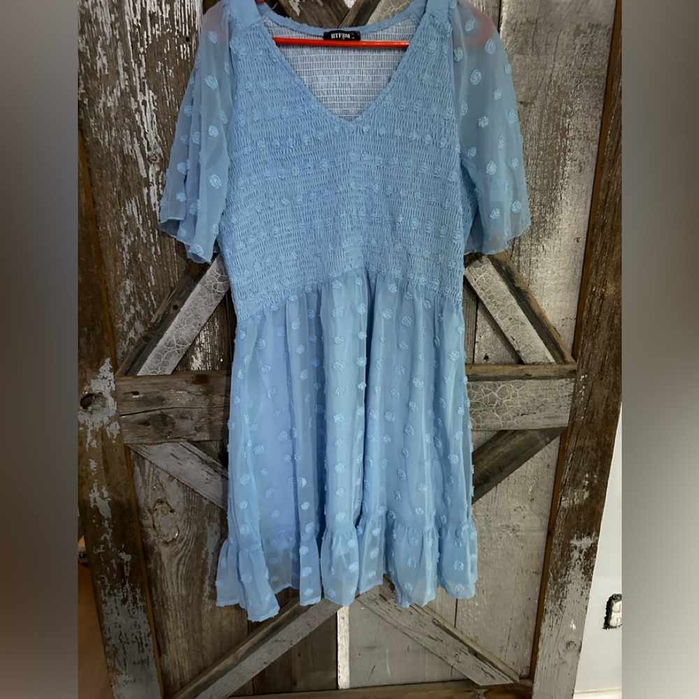 BTFBM BLUE FLUTTER SLEEVE KNEE LENGTH DRESS